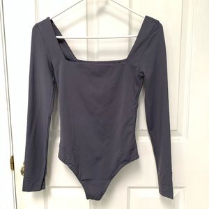 Aritzia Contour bodysuit size S